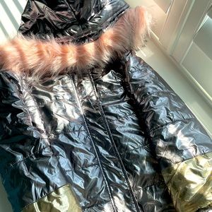 Girls Imoga Size 8 Winter Jacket in Grey and Silver with pink fur hood.